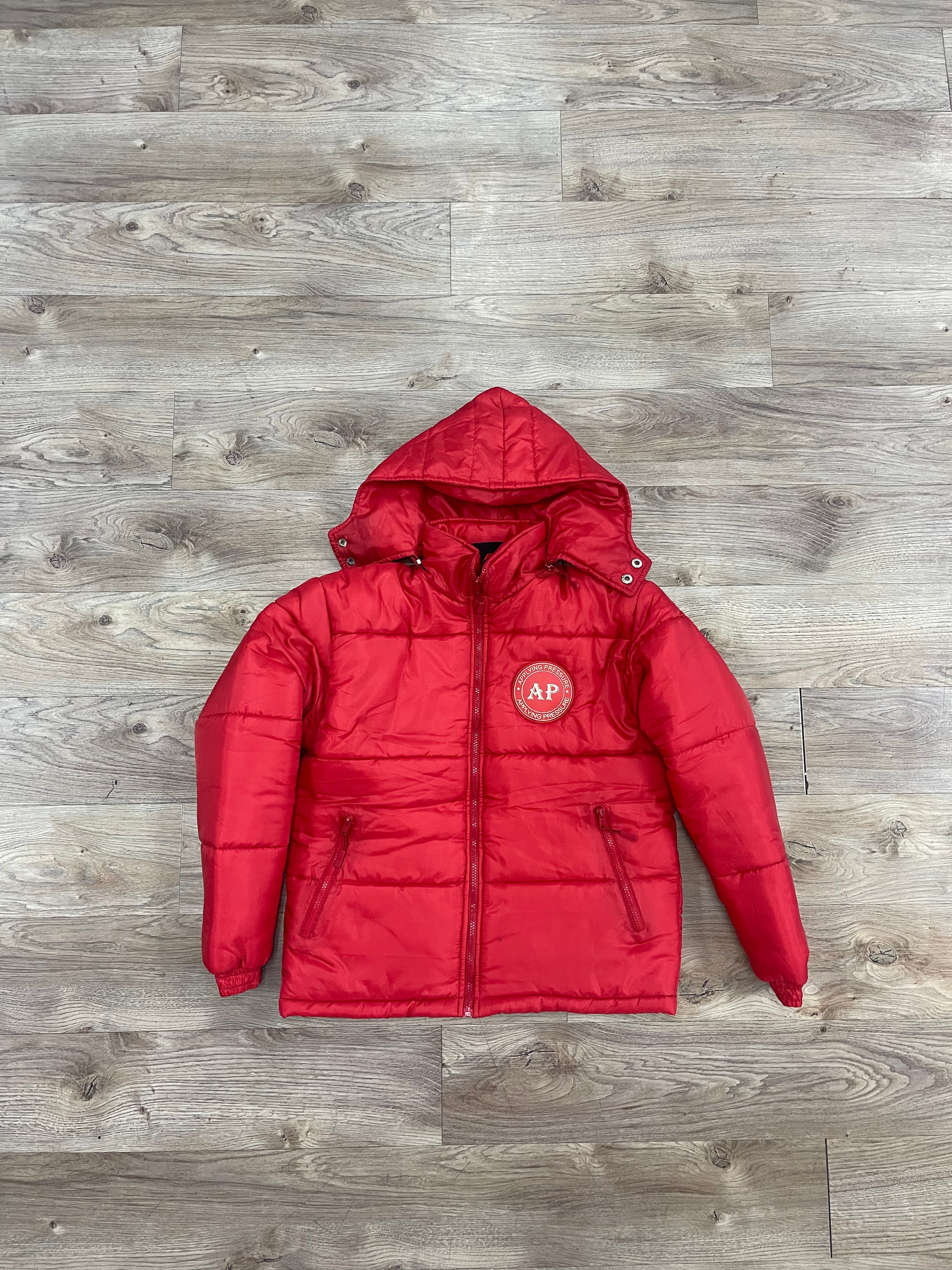 APPLYING PRESSURE COAT | RED